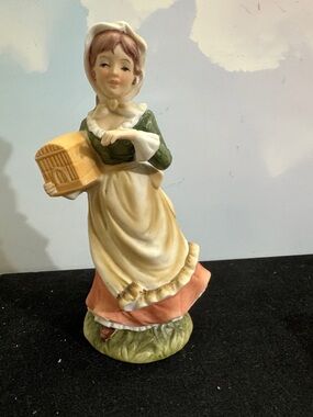 Vintage Hand-painted Lefton Girl With Cage  #469 Retired Japan